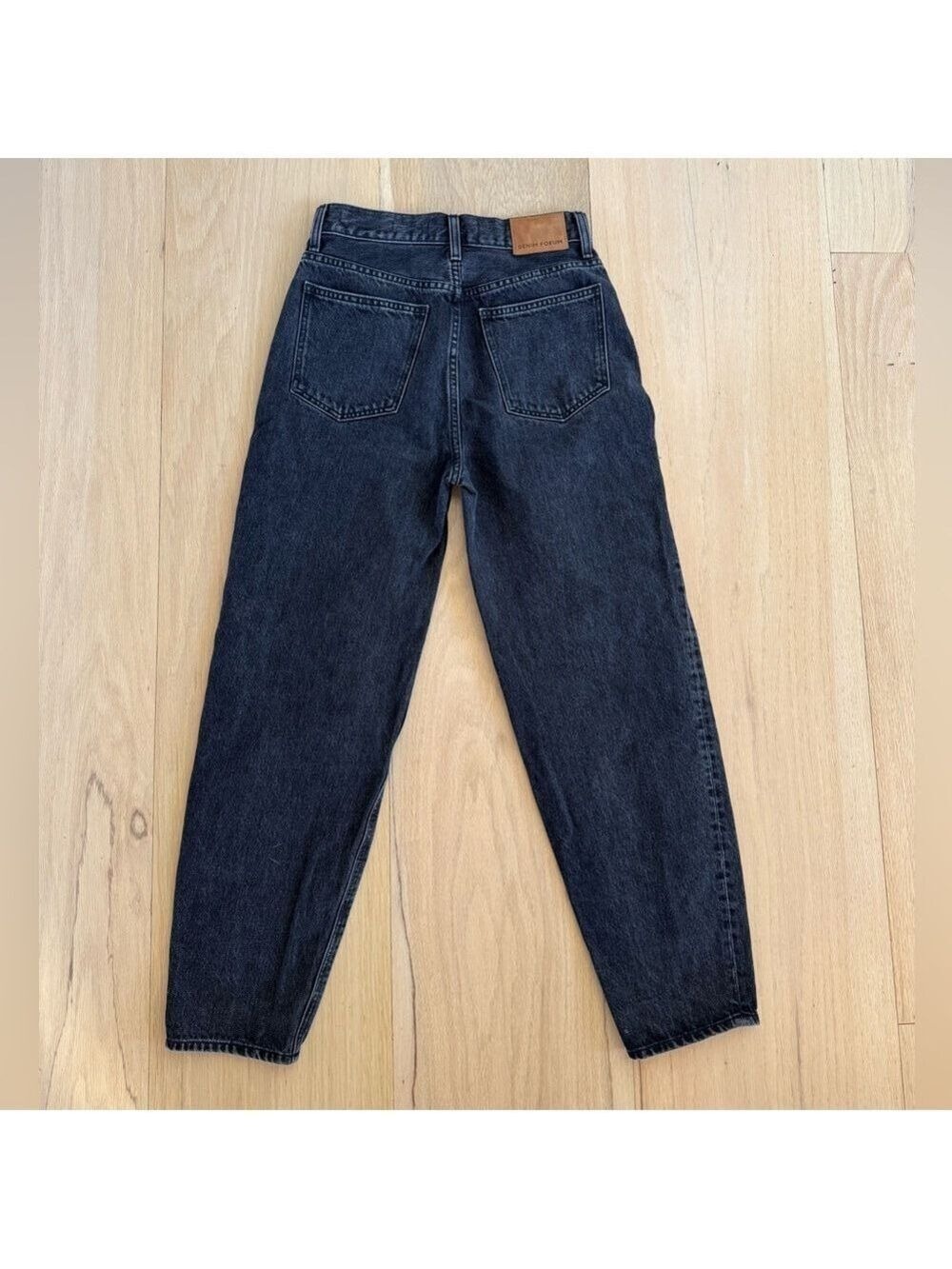 Denim Forum The Gia High Rise Carrot Jeans Size 28L NWOT - Picture 7 of 7
